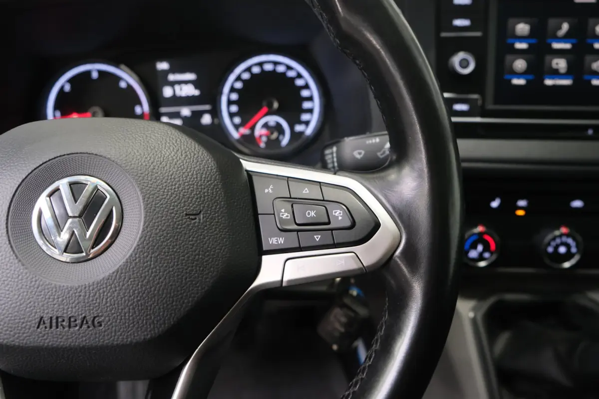 2.0 TDI L2H2 30 - Airco, Cruise, PDC, Carplay, Inrichting, Imperiaal, Standkachel, Trekhaak.