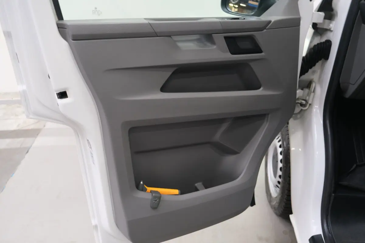 2.0 TDI L2H2 30 - Airco, Cruise, PDC, Carplay, Inrichting, Imperiaal, Standkachel, Trekhaak.