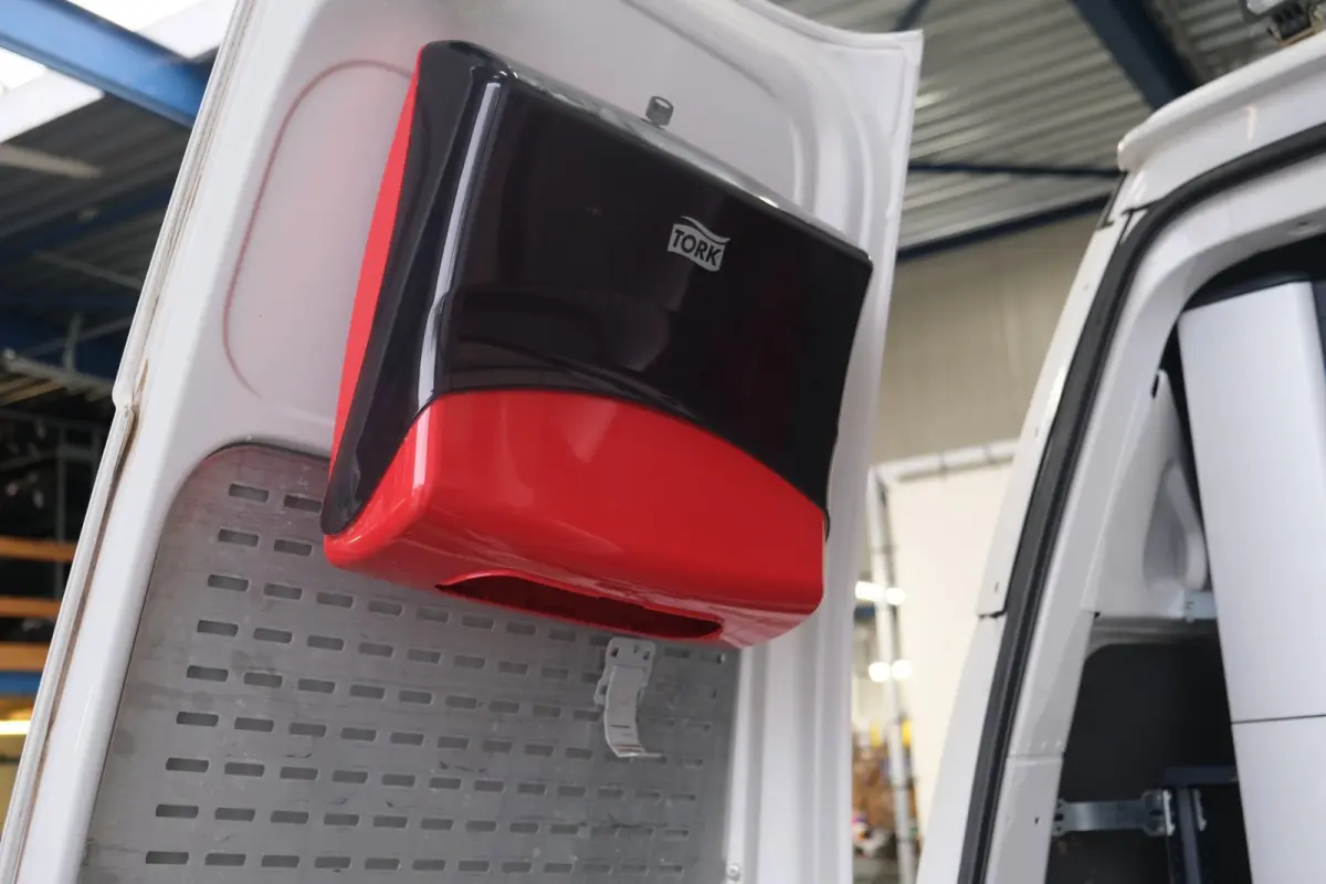 2.0 TDI L2H2 30 - Airco, Cruise, PDC, Carplay, Inrichting, Imperiaal, Standkachel, Trekhaak.