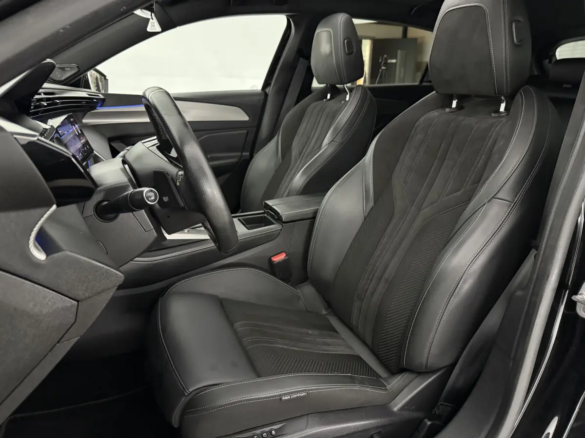 1.2 PureTech GT Pack | Pano | Focal Audio | 360° | Virtual | Memory | Sfeer | Carplay | Massage