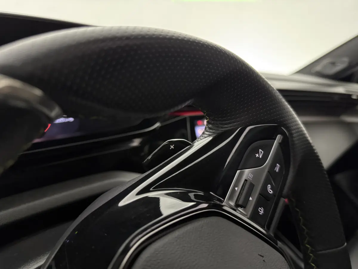 1.2 PureTech GT Pack | Pano | Focal Audio | 360° | Virtual | Memory | Sfeer | Carplay | Massage