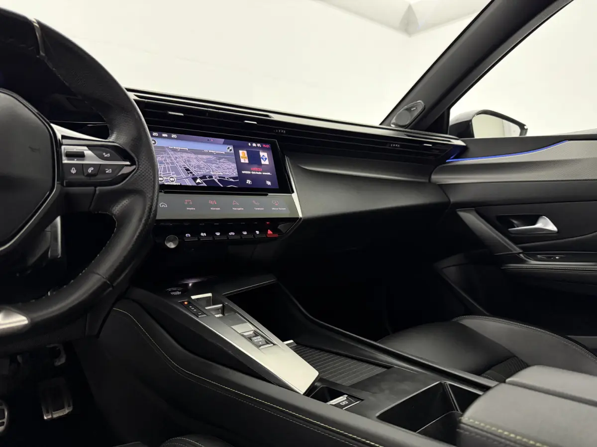 1.2 PureTech GT Pack | Pano | Focal Audio | 360° | Virtual | Memory | Sfeer | Carplay | Massage