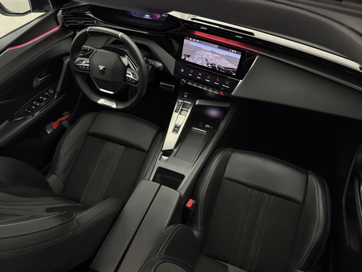 1.2 PureTech GT Pack | Pano | Focal Audio | 360° | Virtual | Memory | Sfeer | Carplay | Massage