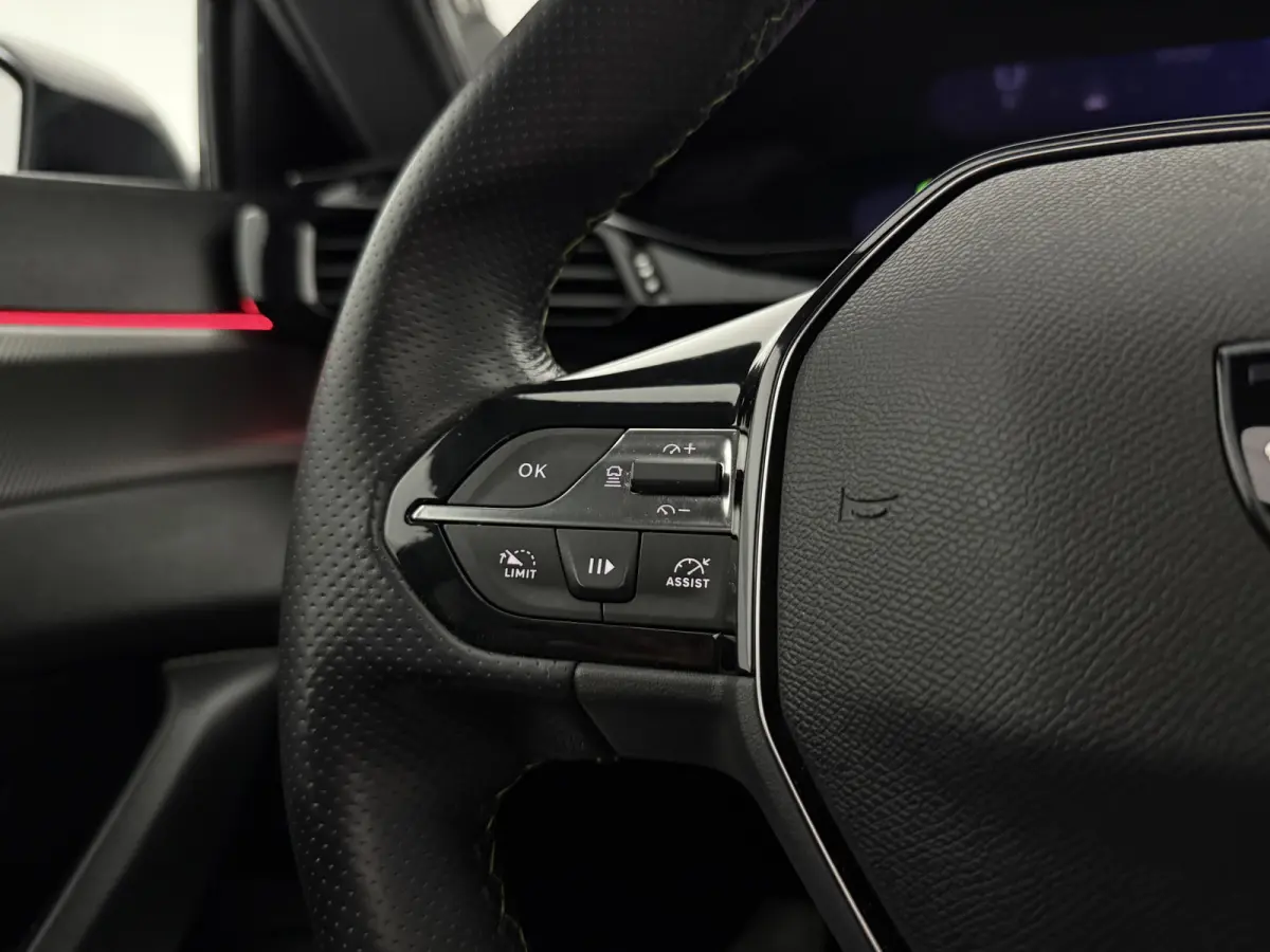 1.2 PureTech GT Pack | Pano | Focal Audio | 360° | Virtual | Memory | Sfeer | Carplay | Massage