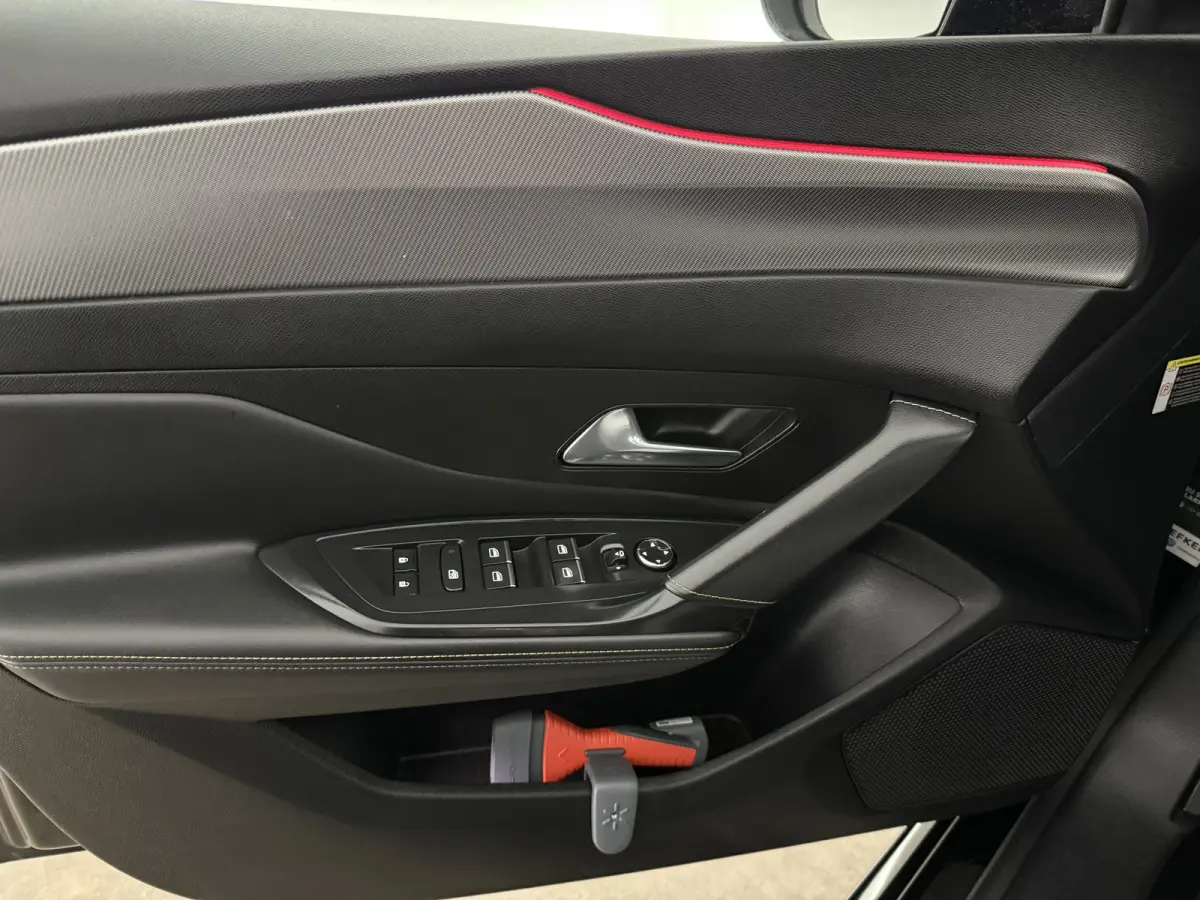 1.2 PureTech GT Pack | Pano | Focal Audio | 360° | Virtual | Memory | Sfeer | Carplay | Massage