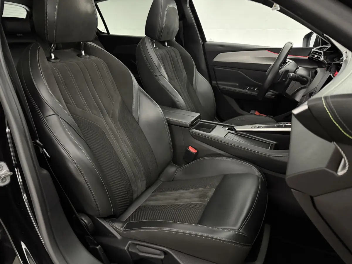 1.2 PureTech GT Pack | Pano | Focal Audio | 360° | Virtual | Memory | Sfeer | Carplay | Massage