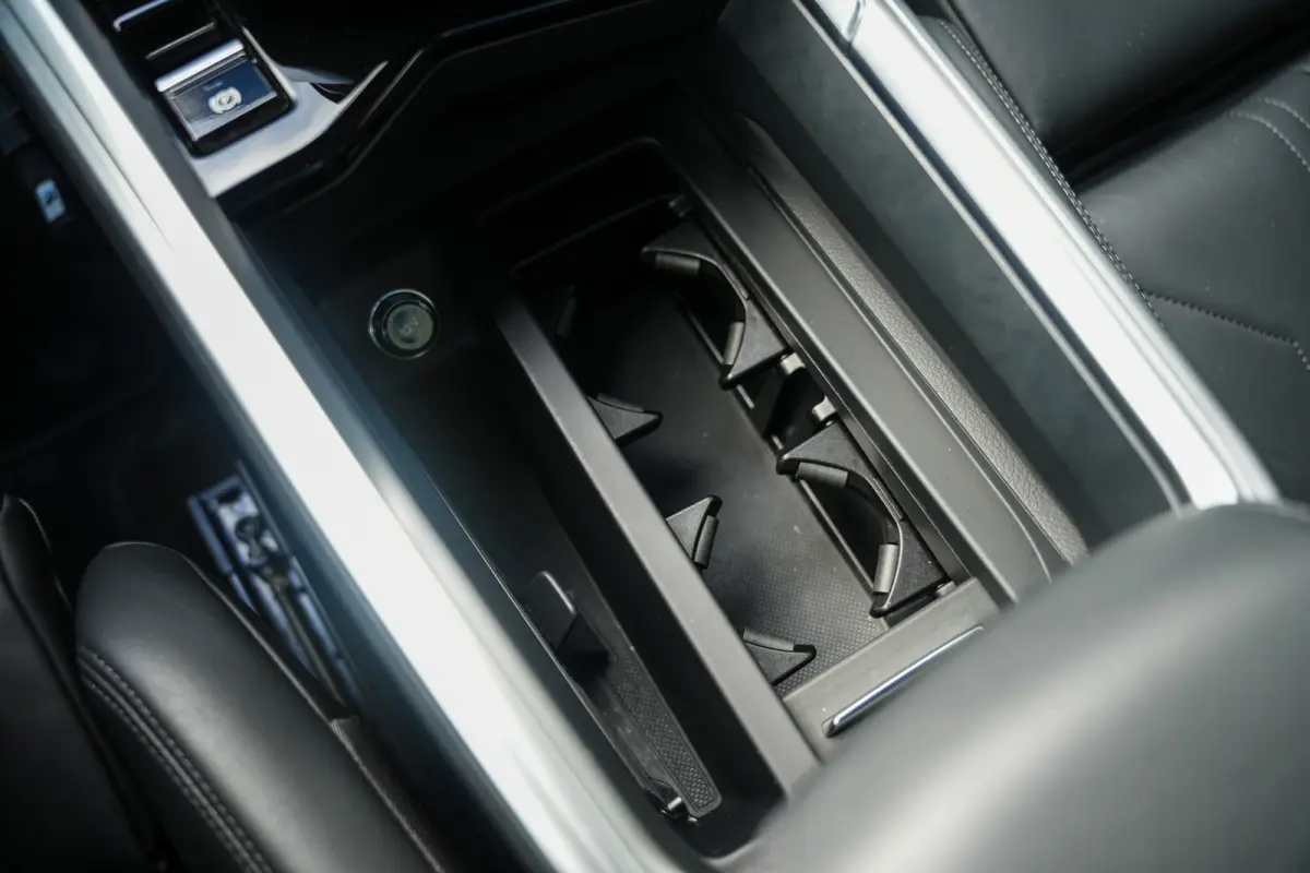55 Quattro 95 kWh 408 pk Advanced Pro Line Plus S-Line / Marge-Auto/ Pano-Dak/ B&O/ HUD/ Matrix-LED/ ACC/ 360-camera/ Keyless/ Memory/ 21'' LMV
