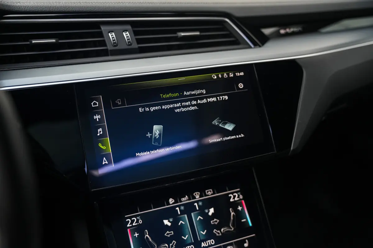 55 Quattro 95 kWh 408 pk Advanced Pro Line Plus S-Line / Marge-Auto/ Pano-Dak/ B&O/ HUD/ Matrix-LED/ ACC/ 360-camera/ Keyless/ Memory/ 21'' LMV