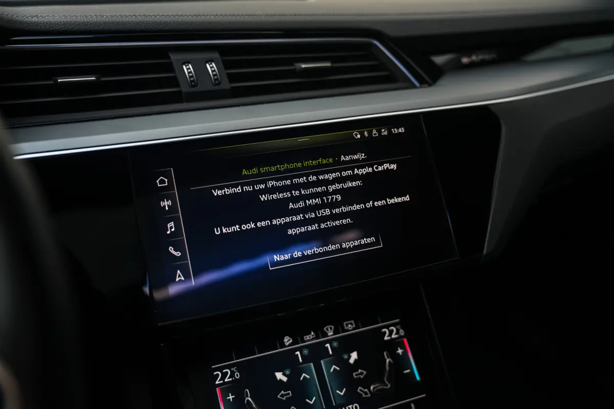 55 Quattro 95 kWh 408 pk Advanced Pro Line Plus S-Line / Marge-Auto/ Pano-Dak/ B&O/ HUD/ Matrix-LED/ ACC/ 360-camera/ Keyless/ Memory/ 21'' LMV