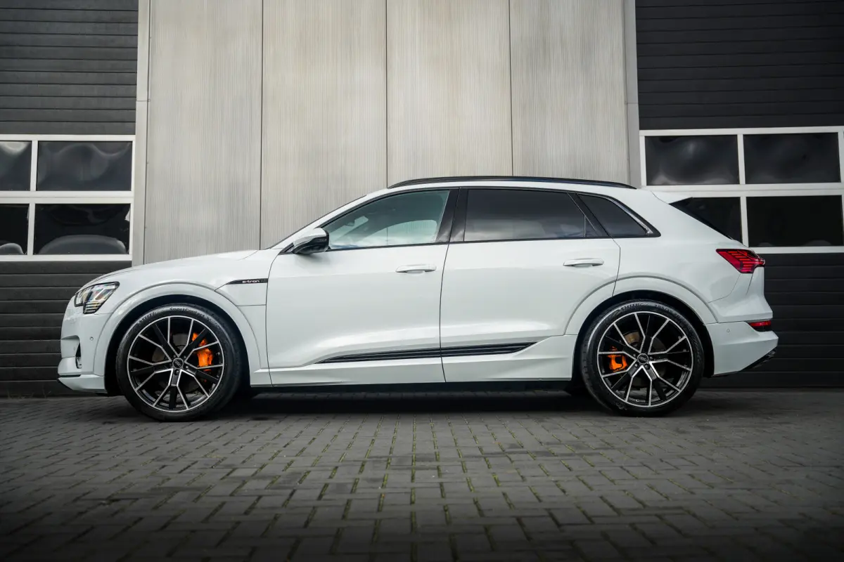 55 Quattro 95 kWh 408 pk Advanced Pro Line Plus S-Line / Marge-Auto/ Pano-Dak/ B&O/ HUD/ Matrix-LED/ ACC/ 360-camera/ Keyless/ Memory/ 21'' LMV