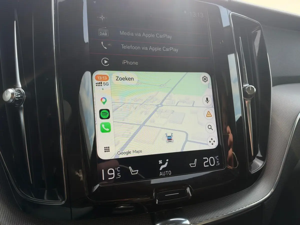 2.0 T8 Twin Engine AWD R-Design | Lucht Vering | Full LED | Alcantara/Leder | 360 Camera | Panorama | Trekhaak | CarPlay | Adaptive Cruise