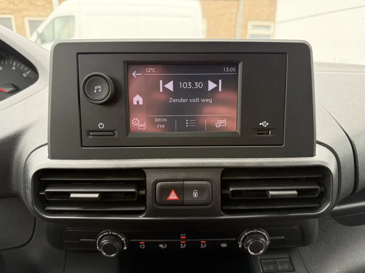 1.2 110PK **Benzine** L1H1 Climate Control Cruise Control