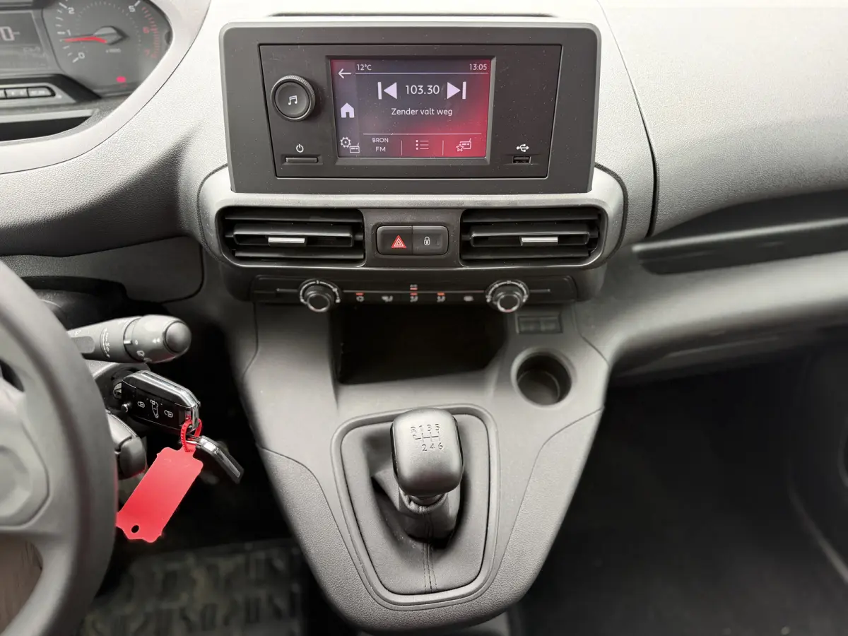 1.2 110PK **Benzine** L1H1 Climate Control Cruise Control
