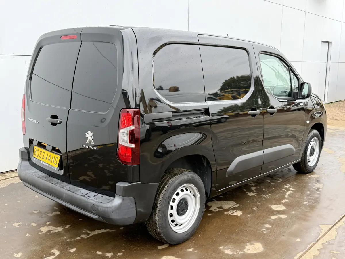 1.2 110PK **Benzine** L1H1 Climate Control Cruise Control