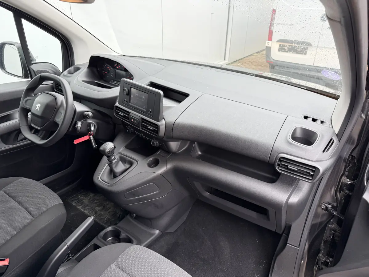 1.2 110PK **Benzine** L1H1 Climate Control Cruise Control