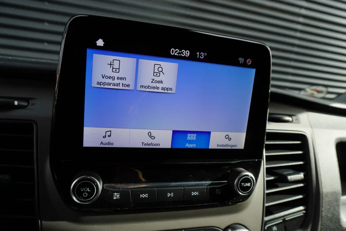 131pk Automaat L1 2x Schuifdeur Apple Carplay Trekhaak Camera Cruise control Parkersensoren