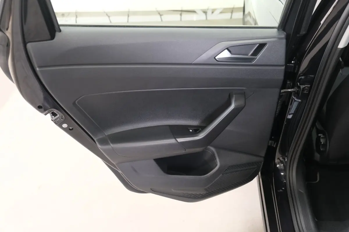1.0 TSI Life Automaat - N.A.P. Airco, Cruise, Navi, PDC, Carplay, Virtueel display.