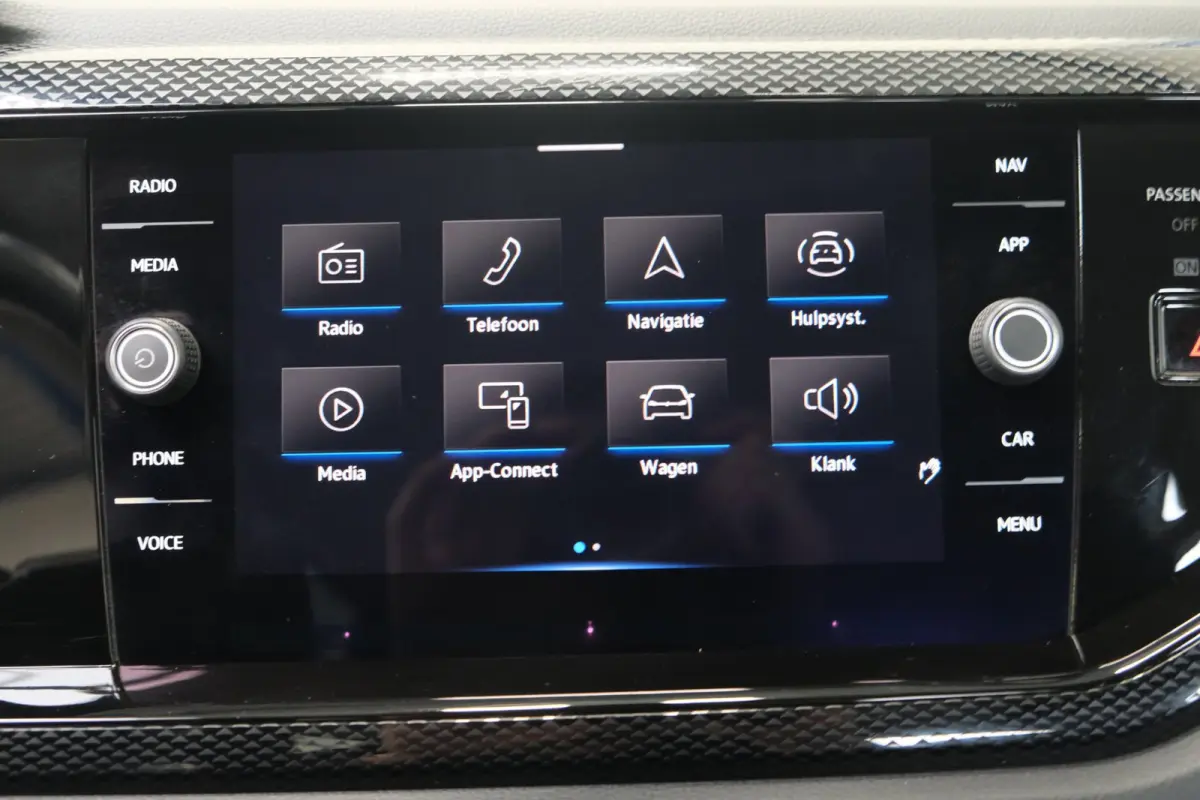 1.0 TSI Life Automaat - N.A.P. Airco, Cruise, Navi, PDC, Carplay, Virtueel display.