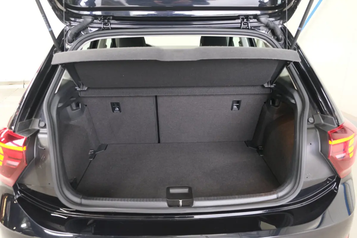 1.0 TSI Life Automaat - N.A.P. Airco, Cruise, Navi, PDC, Carplay, Virtueel display.