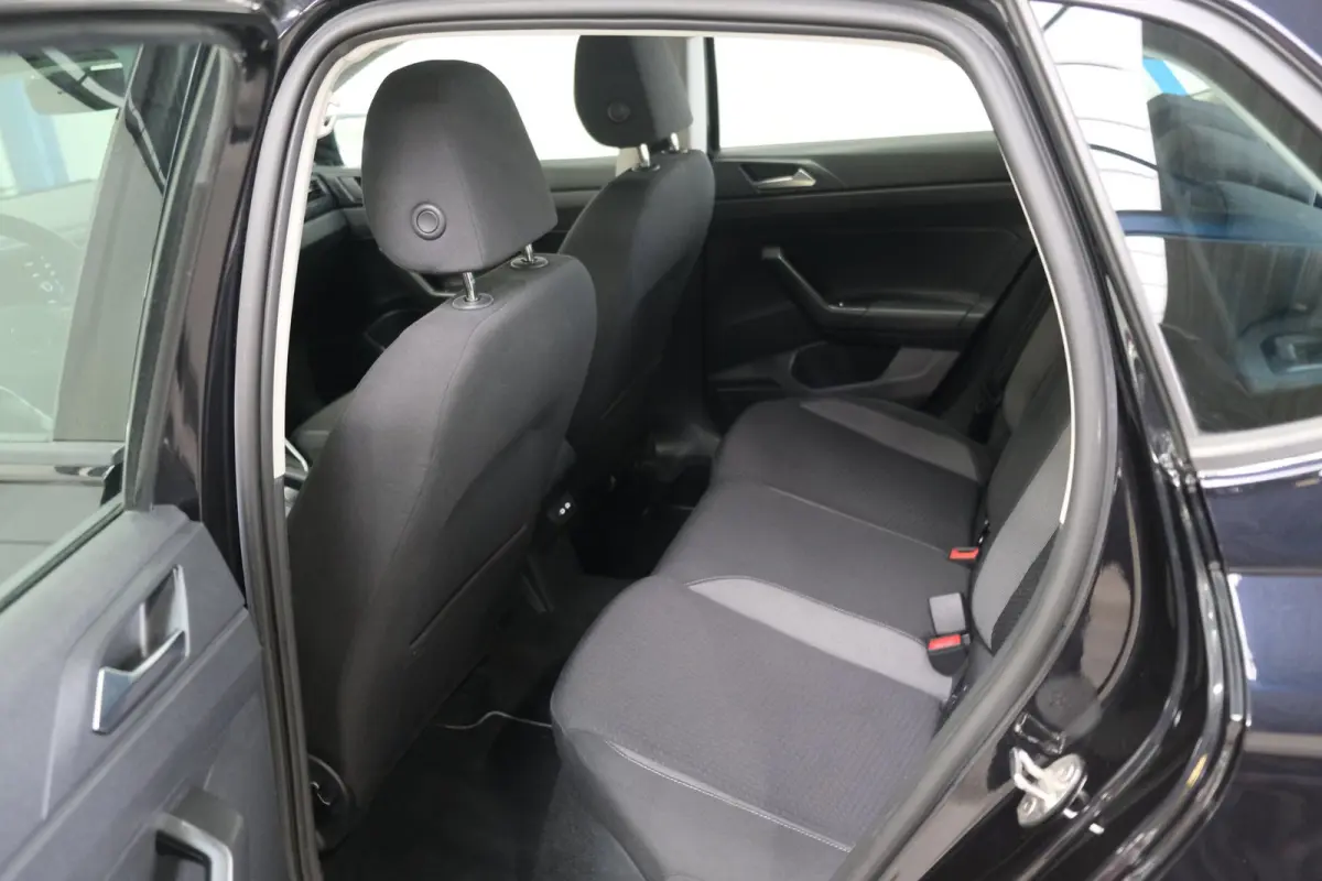 1.0 TSI Life Automaat - N.A.P. Airco, Cruise, Navi, PDC, Carplay, Virtueel display.