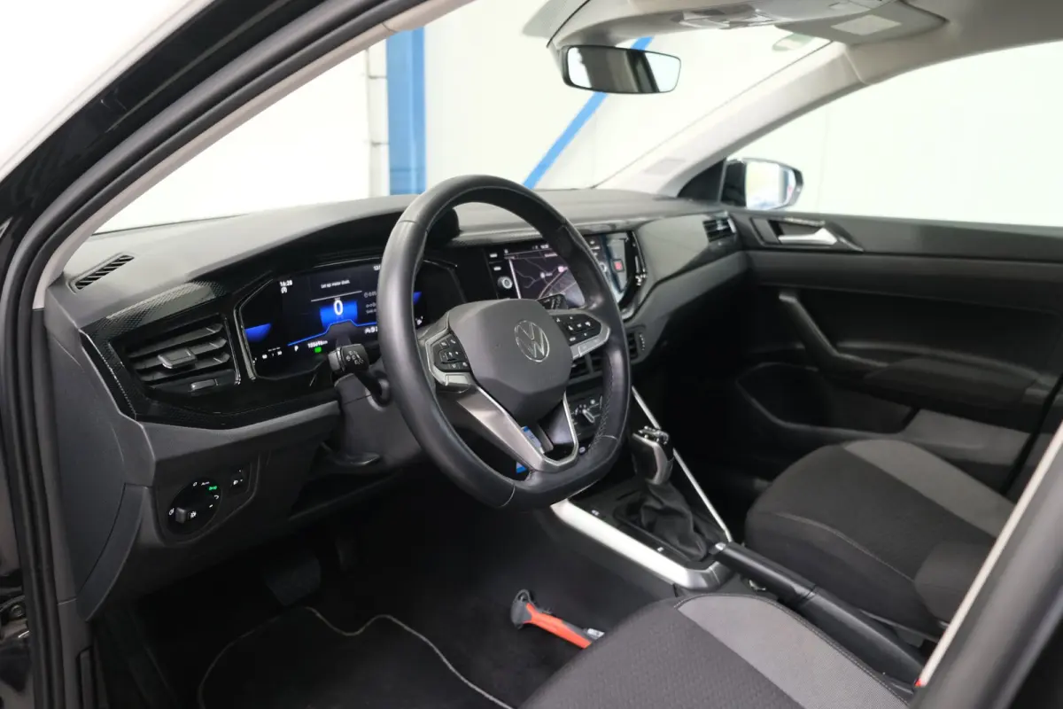 1.0 TSI Life Automaat - N.A.P. Airco, Cruise, Navi, PDC, Carplay, Virtueel display.
