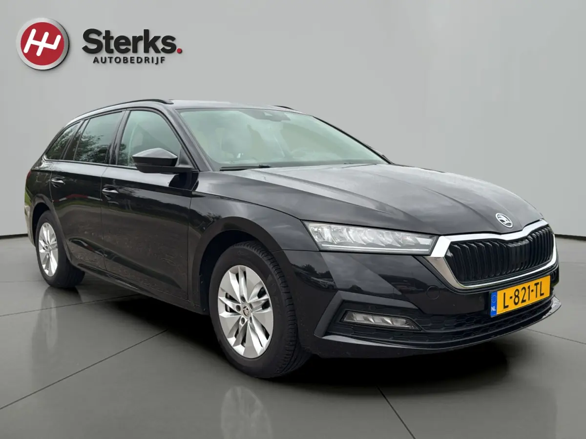 1.0 TSI Business Edition TREKHAAK CARPLAY ANDROID DIGITAAL DASHBOARD