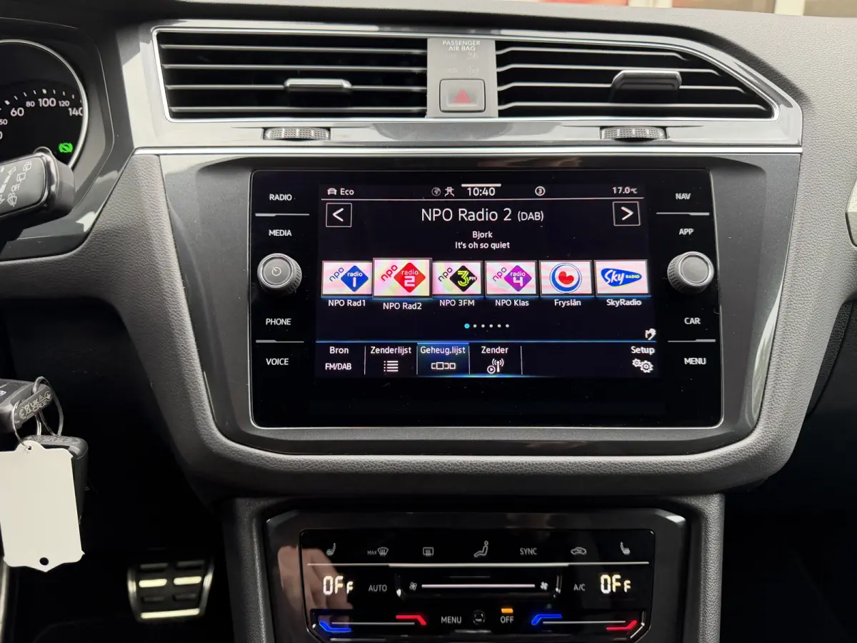 1.5 TSI Life / Automaat / Carplay / Trekhaak (1.800 KG) / Sensoren / Camera /