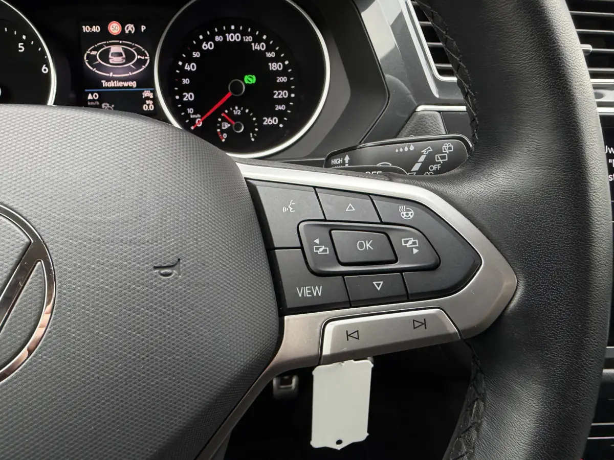 1.5 TSI Life / Automaat / Carplay / Trekhaak (1.800 KG) / Sensoren / Camera /