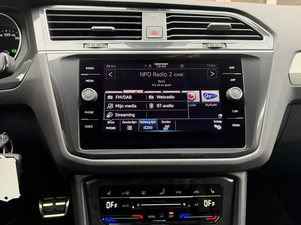 1.5 TSI Life / Automaat / Carplay / Trekhaak (1.800 KG) / Sensoren / Camera /