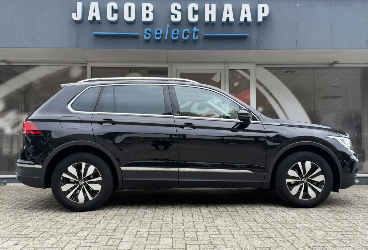 1.5 TSI Life / Automaat / Carplay / Trekhaak (1.800 KG) / Sensoren / Camera /