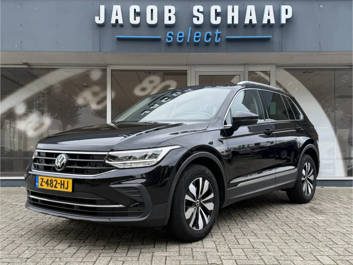 1.5 TSI Life / Automaat / Carplay / Trekhaak (1.800 KG) / Sensoren / Camera /