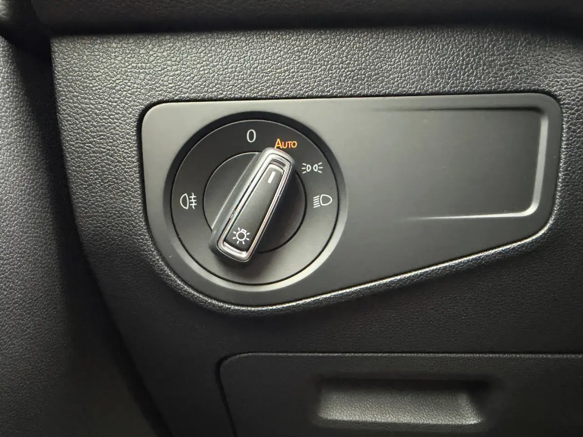 1.5 TSI Life / Automaat / Carplay / Trekhaak (1.800 KG) / Sensoren / Camera /