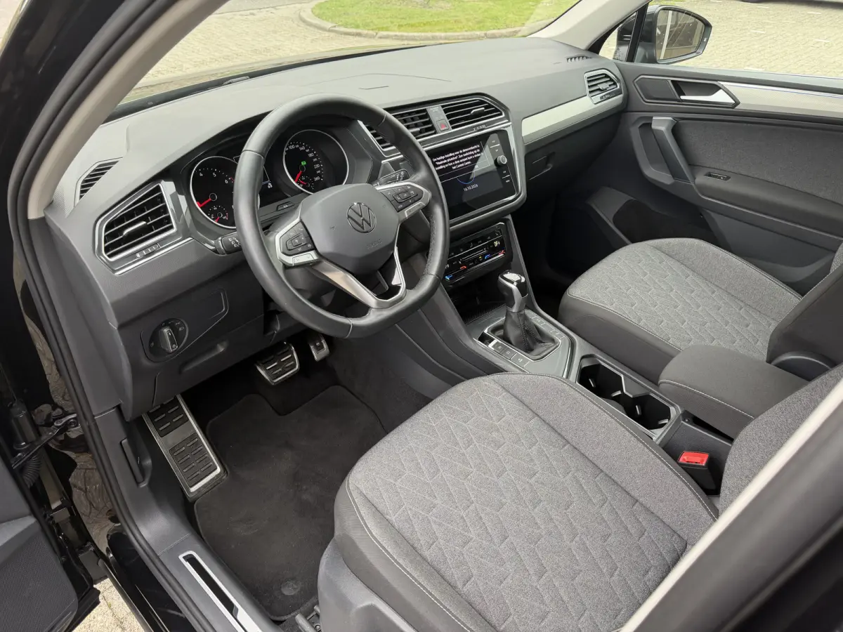1.5 TSI Life / Automaat / Carplay / Trekhaak (1.800 KG) / Sensoren / Camera /