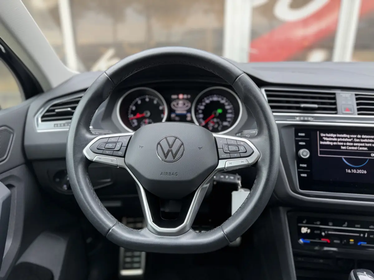 1.5 TSI Life / Automaat / Carplay / Trekhaak (1.800 KG) / Sensoren / Camera /