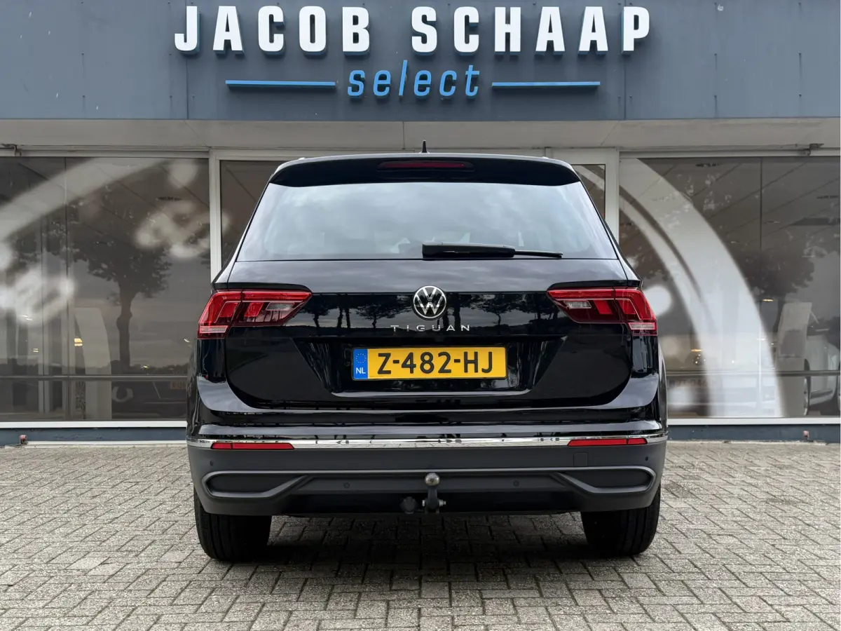 1.5 TSI Life / Automaat / Carplay / Trekhaak (1.800 KG) / Sensoren / Camera /