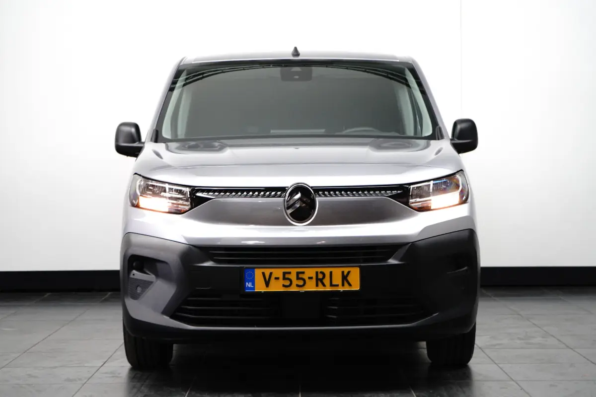 1.5 BlueHDi 100 S&S L1 | Achteruitrijcamera | Airco | Apple Carplay/Android Auto|telefoonintegratie premium