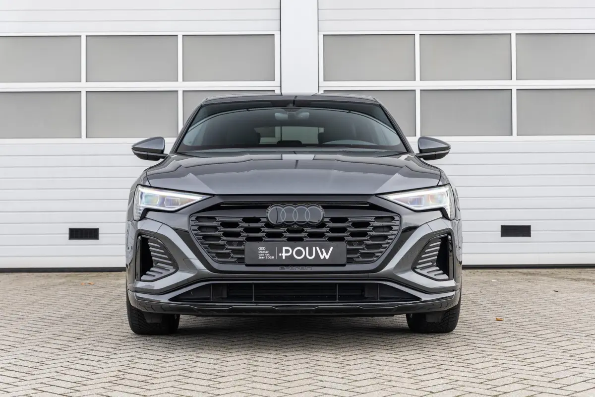 50 340pk quattro S edition 95 kWh | Panoramadak | Achteruitrijcamera | Luchtvering