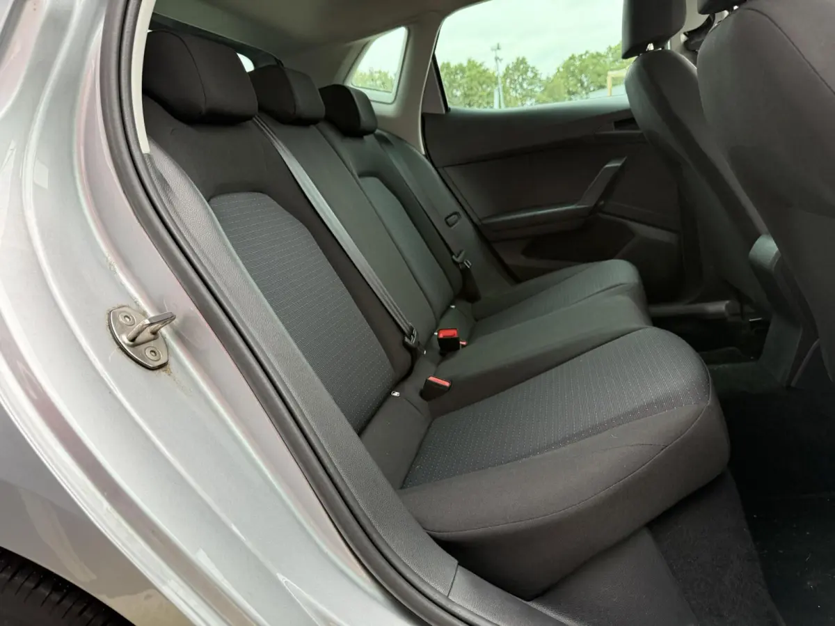 1.0 EcoTSI Style Business Connect | Virtual Cockpit | CarPlay | Navigatie | Climate | Stoelverwarming | Cruise | Lichtmetaal | DAB+