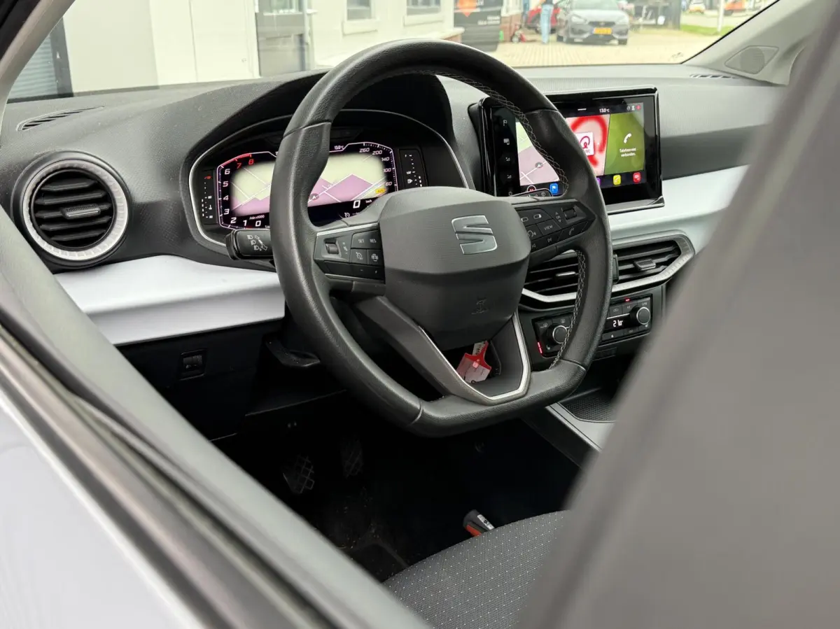 1.0 EcoTSI Style Business Connect | Virtual Cockpit | CarPlay | Navigatie | Climate | Stoelverwarming | Cruise | Lichtmetaal | DAB+