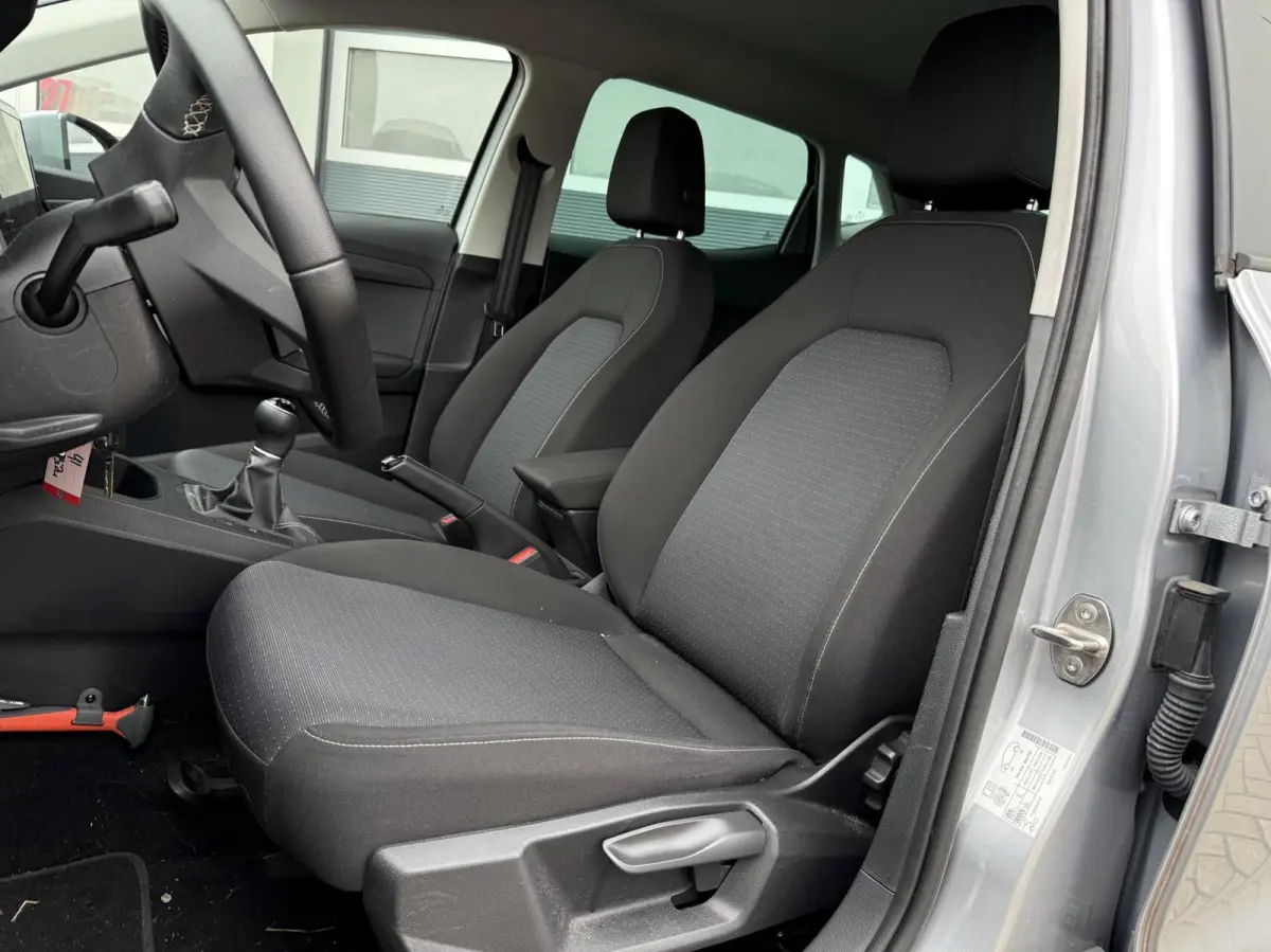 1.0 EcoTSI Style Business Connect | Virtual Cockpit | CarPlay | Navigatie | Climate | Stoelverwarming | Cruise | Lichtmetaal | DAB+