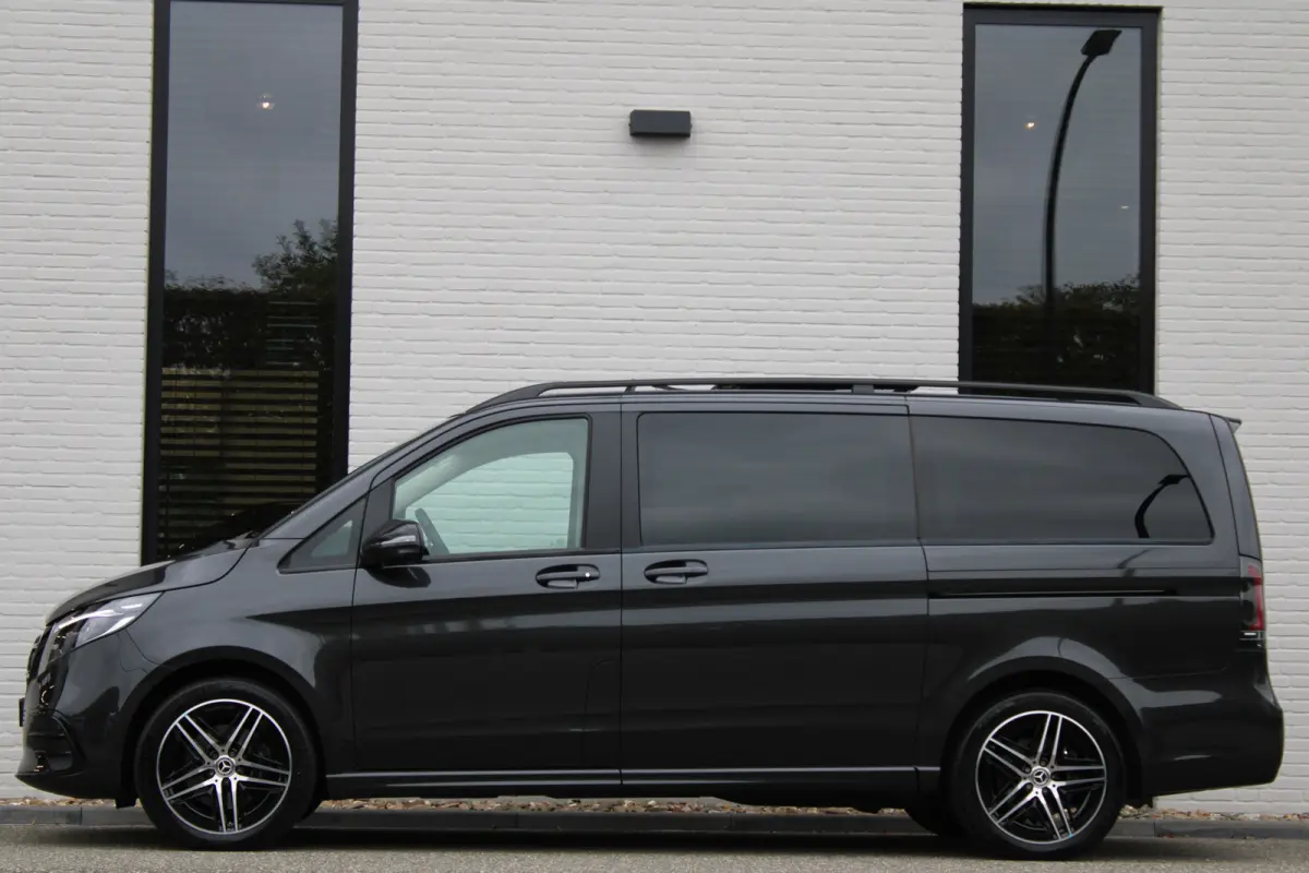 300d / AMG / DC / 4-Matic / Luchtv / Panorama / Elec Stoel / Burmester / Vol Opties / NIEUWSTAAT