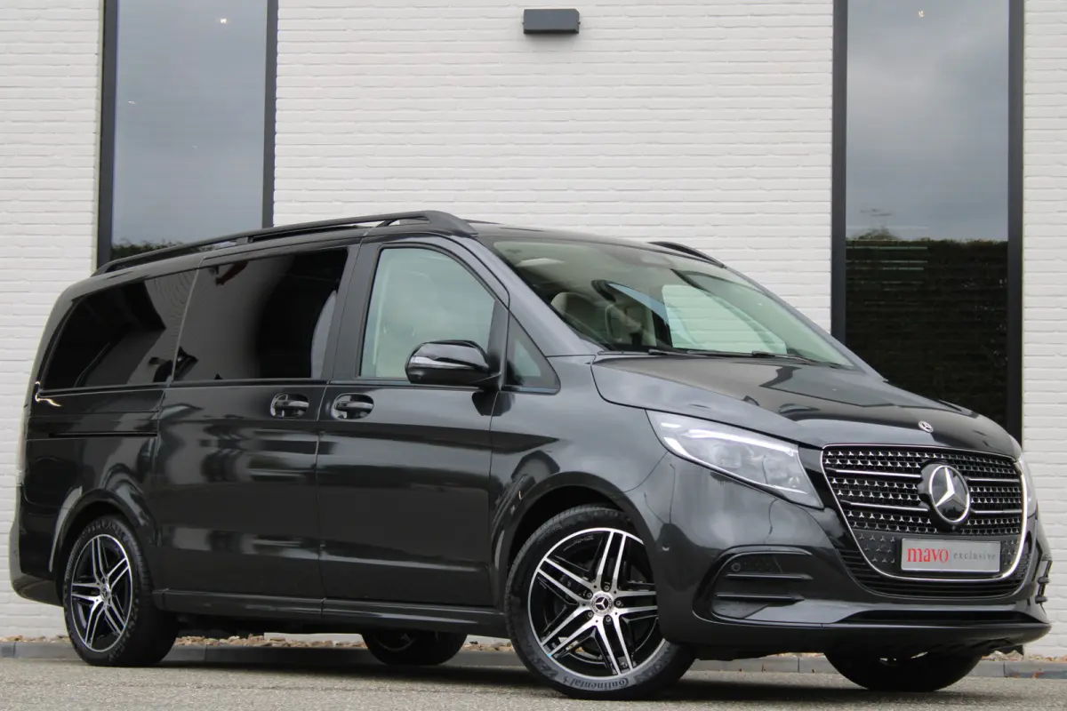 300d / AMG / DC / 4-Matic / Luchtv / Panorama / Elec Stoel / Burmester / Vol Opties / NIEUWSTAAT