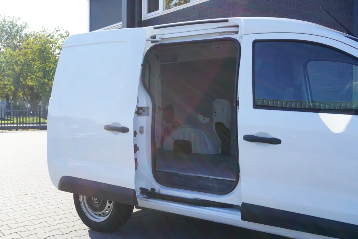 1.5 dCi EURO 6 - Airco - Cruise - PDC - €12.499,- Excl.