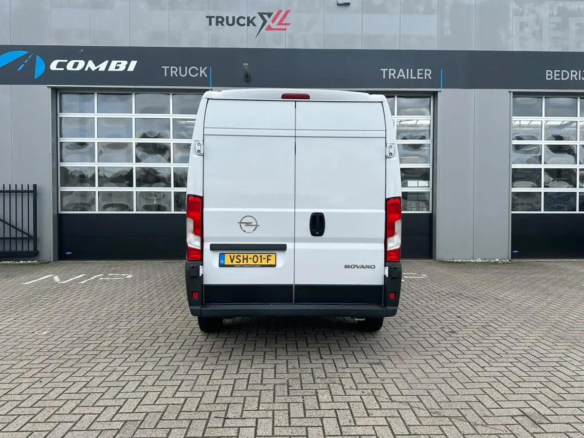 2.2D 140 L3H2 Edition > 140pk/Cruise control/Bluetooth