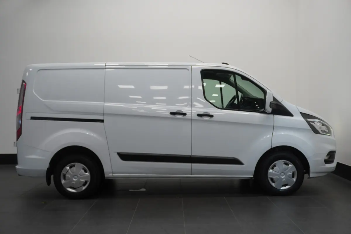 2.0 TDCI 130PK MHEV EURO 6 - Airco - Cruise - PDC - €14.449,- Excl.