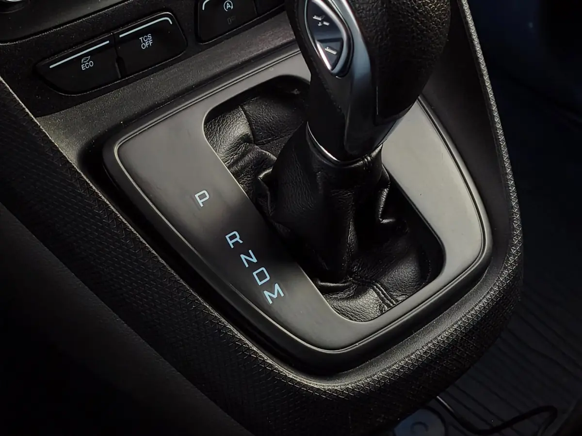 1.5 AUT L2 CARPLAY CRUISE AIRCO MARGE TREKHAAK