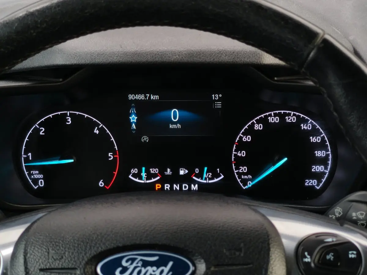 1.5 AUT L2 CARPLAY CRUISE AIRCO MARGE TREKHAAK