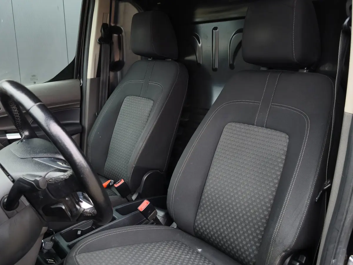 1.5 AUT L2 CARPLAY CRUISE AIRCO MARGE TREKHAAK