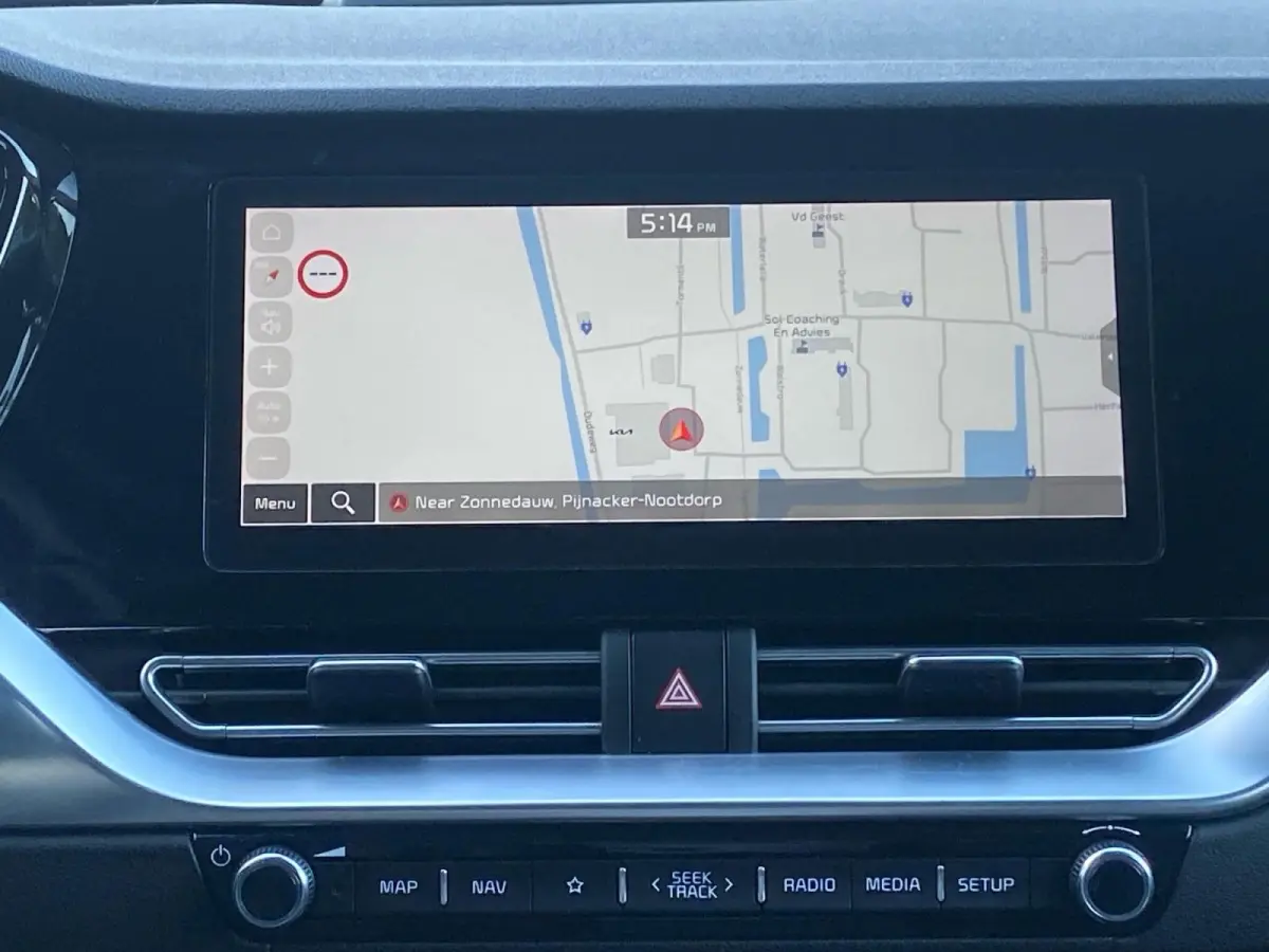 1.6 GDi PHEV DynamicPlusLine | Climate control | Leder | Stoel,- en stuurverwarming | Keyless | Navigatie | Dodehoek detectie | 16 inch LM-velgen | Parkeercamera |