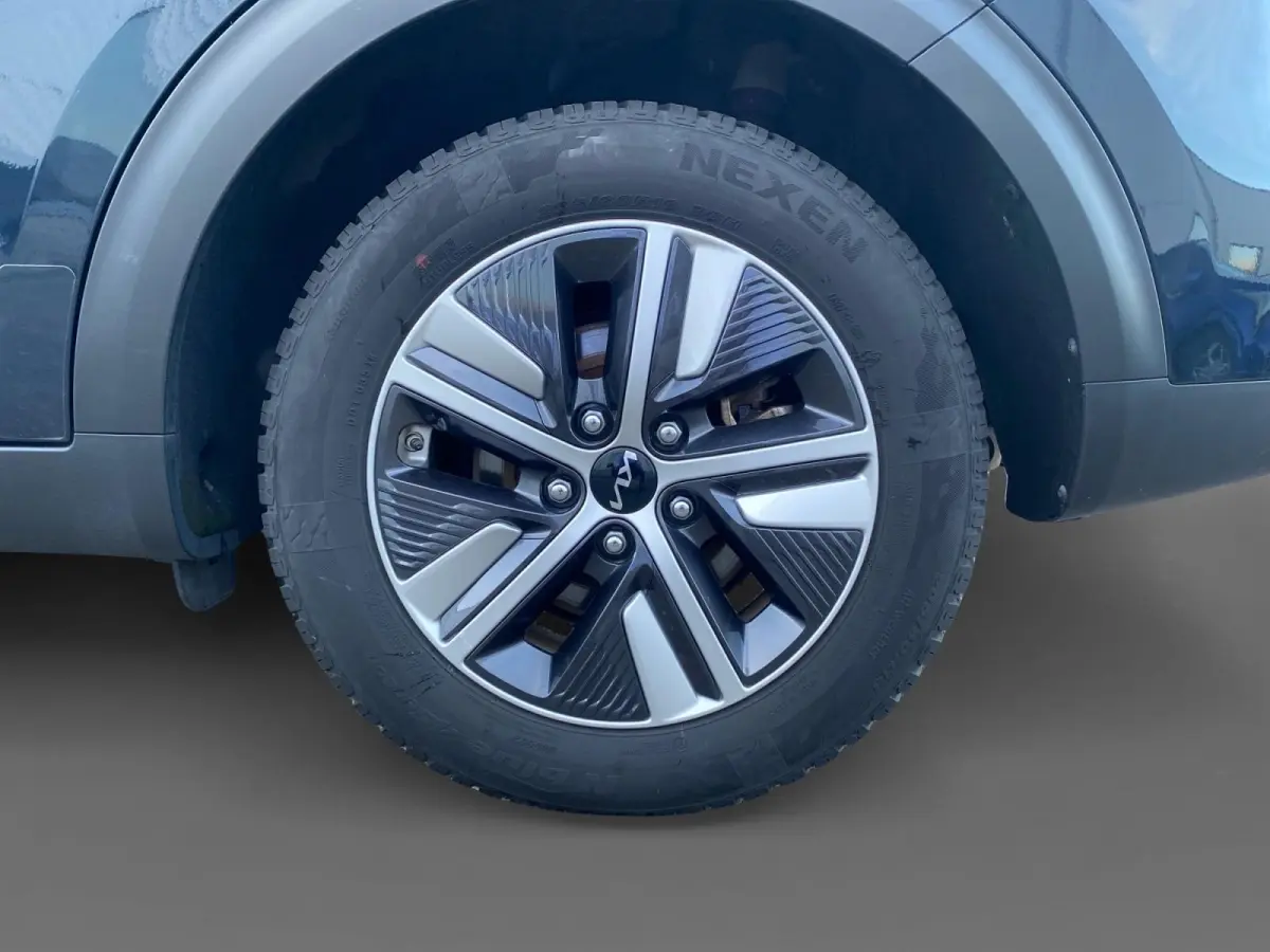1.6 GDi PHEV DynamicPlusLine | Climate control | Leder | Stoel,- en stuurverwarming | Keyless | Navigatie | Dodehoek detectie | 16 inch LM-velgen | Parkeercamera |